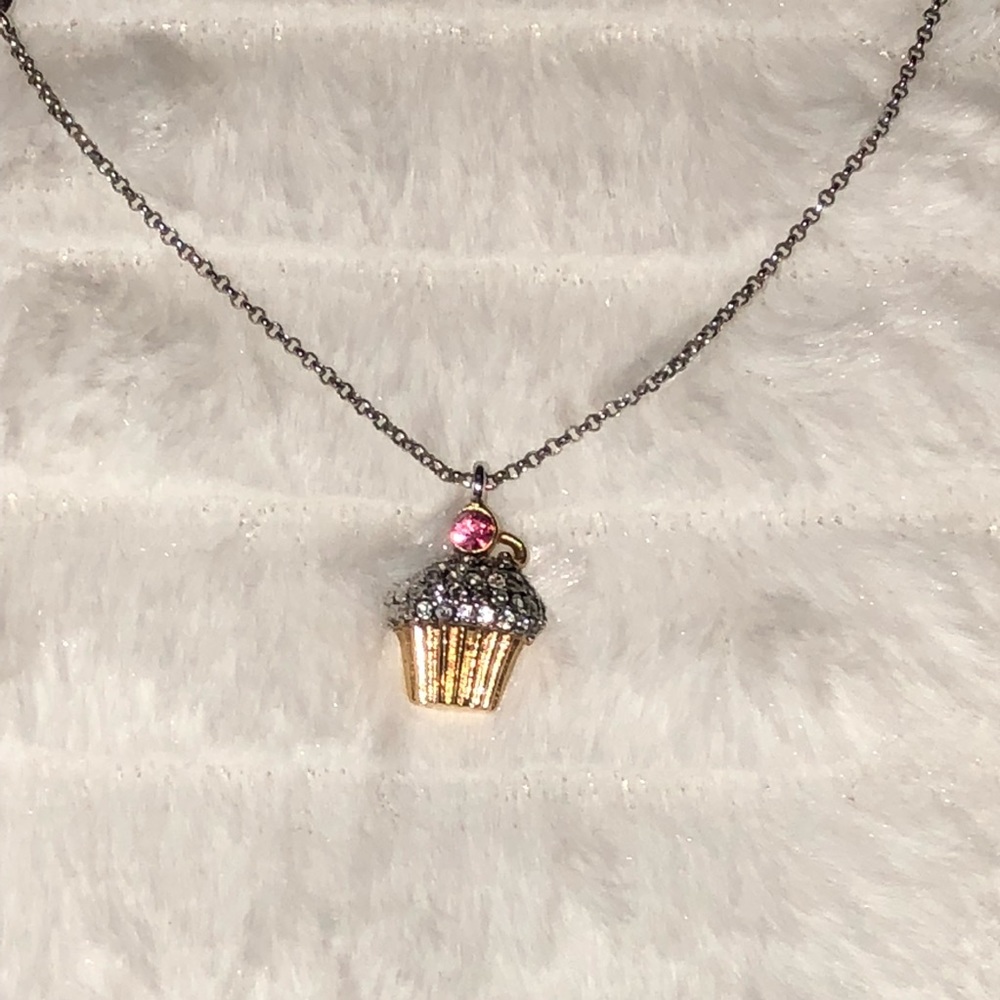 Juicy couture cupcake necklace